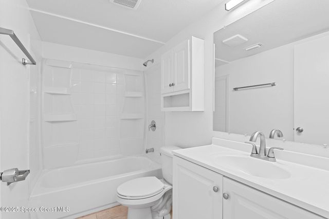 1870 Agora Circle SE 103, Palm Bay, FL 32909