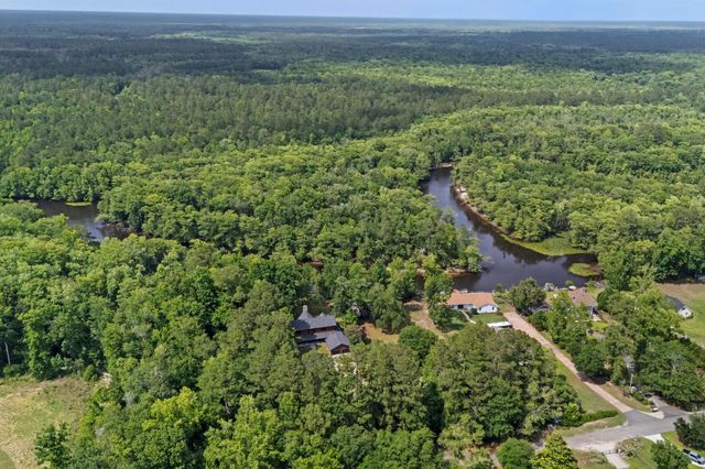 3083 Wildhorse Dr., Conway, SC 29526