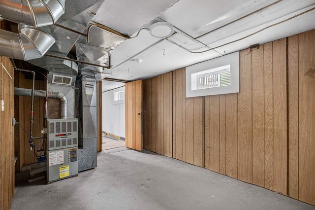 2503 Glenn Street, Bettendorf, IA 52722