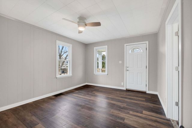 2503 Glenn Street, Bettendorf, IA 52722