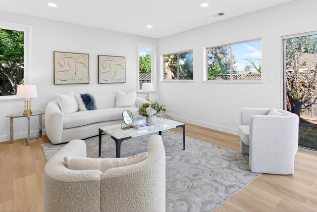 1718 Chitamook Court, Sunnyvale, CA 94087