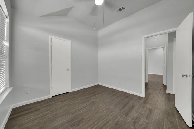 2068 Pecan Creek Drive, Mesquite, TX 75181