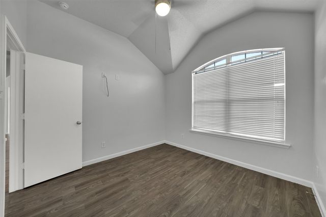2068 Pecan Creek Drive, Mesquite, TX 75181