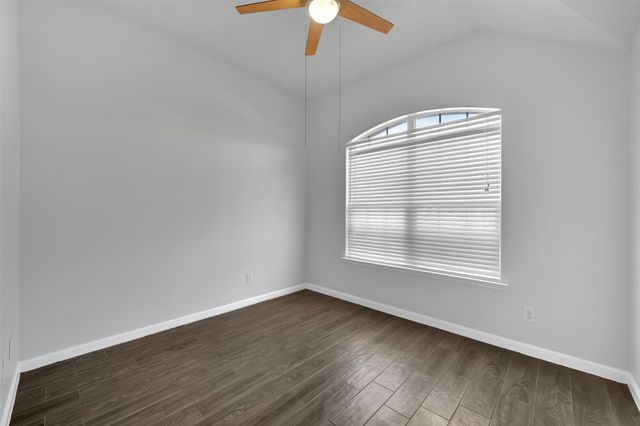 2068 Pecan Creek Drive, Mesquite, TX 75181