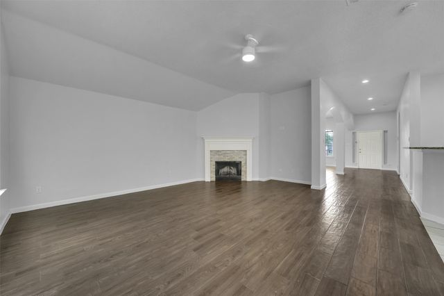 2068 Pecan Creek Drive, Mesquite, TX 75181