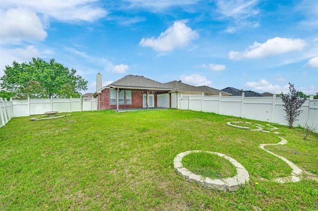 2068 Pecan Creek Drive, Mesquite, TX 75181