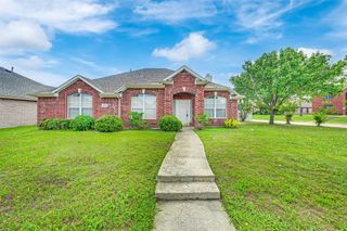 2068 Pecan Creek Drive, Mesquite, TX 75181