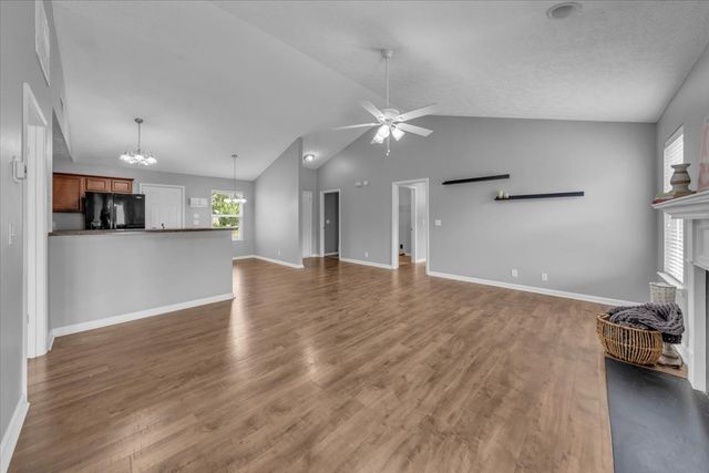 3325 Perlino Dr, Murfreesboro, TN 37128
