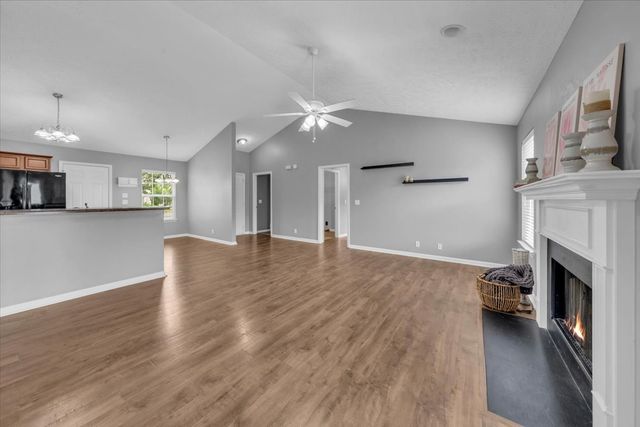 3325 Perlino Dr, Murfreesboro, TN 37128