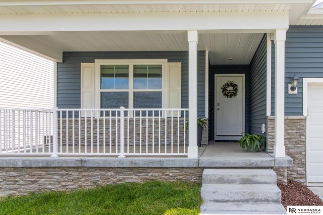 20467 Swallowtail Street, Gretna, NE 68028