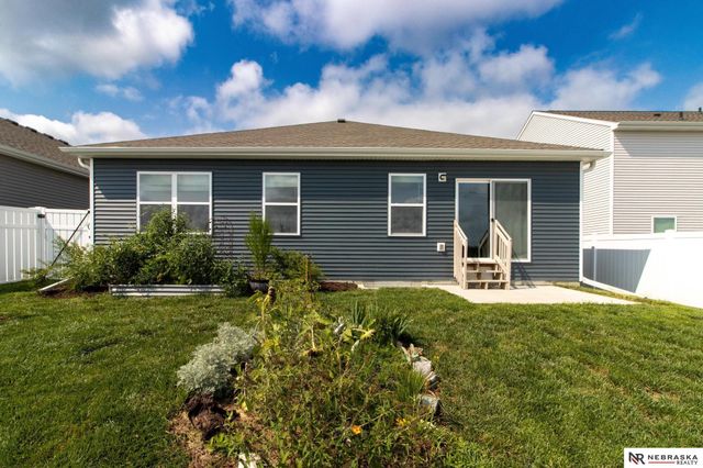 20467 Swallowtail Street, Gretna, NE 68028