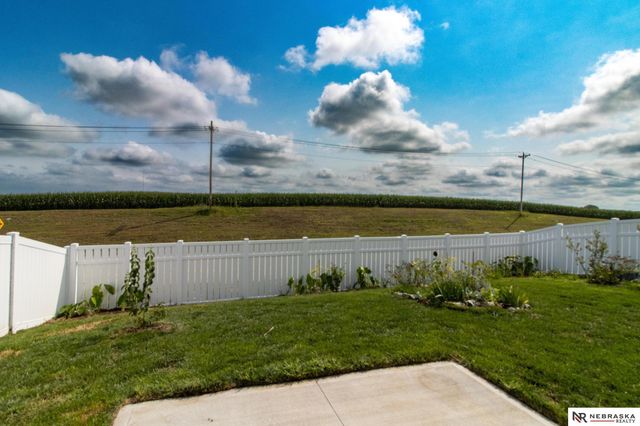 20467 Swallowtail Street, Gretna, NE 68028