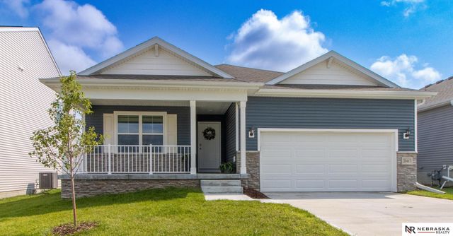 20467 Swallowtail Street, Gretna, NE 68028
