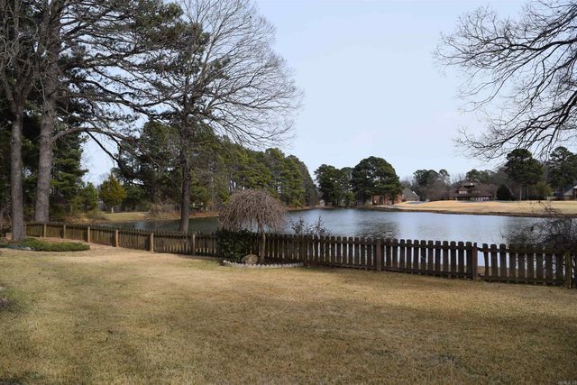 6 Masters Place, Maumelle, AR 72113