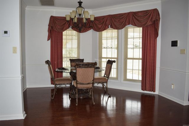 6 Masters Place, Maumelle, AR 72113