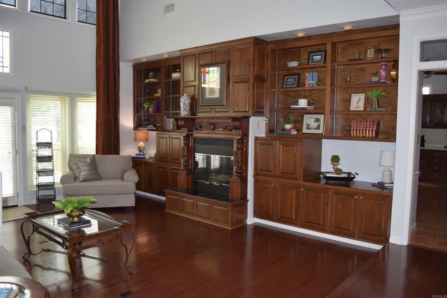 6 Masters Place, Maumelle, AR 72113