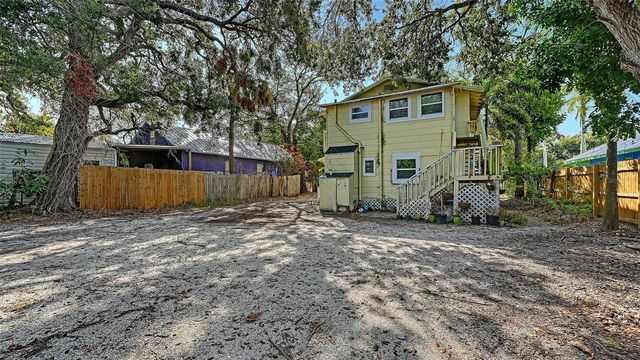 1016 10TH AVENUE W, Bradenton, FL 34205