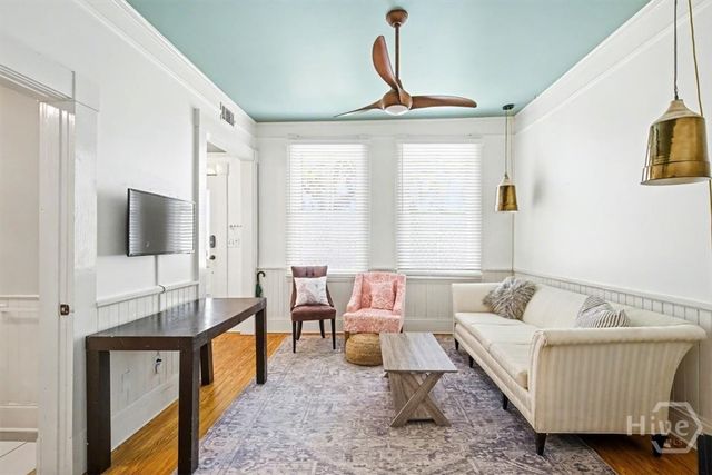 341 E Broad Street, Savannah, GA 31401