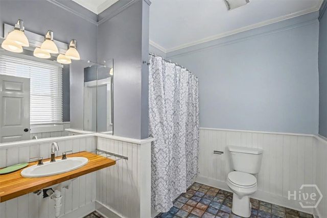 341 E Broad Street, Savannah, GA 31401
