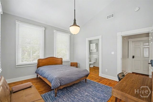 341 E Broad Street, Savannah, GA 31401