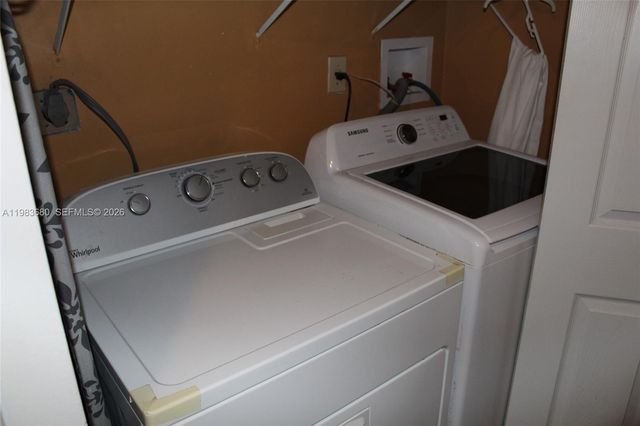 9818 SW 222nd Ter, Cutler Bay, FL 33190