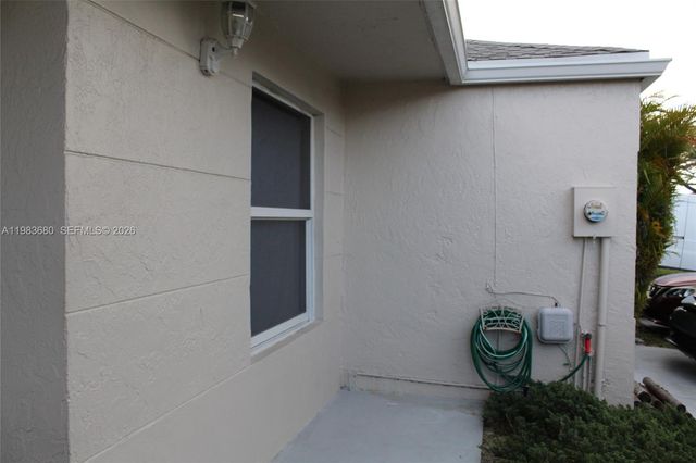 9818 SW 222nd Ter, Cutler Bay, FL 33190