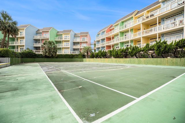 7820 Seawall Boulevard 322, Galveston, TX 77551