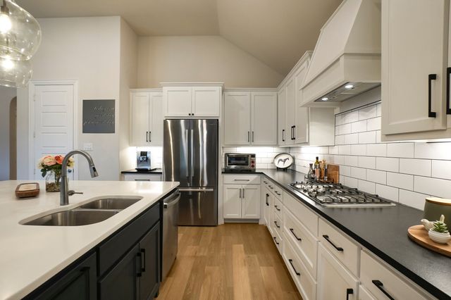 12136 Cheyenne Moon Lane, Frisco, TX 75035