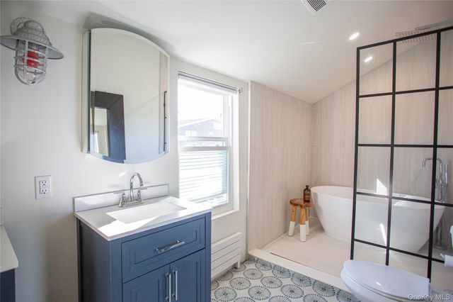 2175 Bay Boulevard, Atlantic Beach, NY 11509