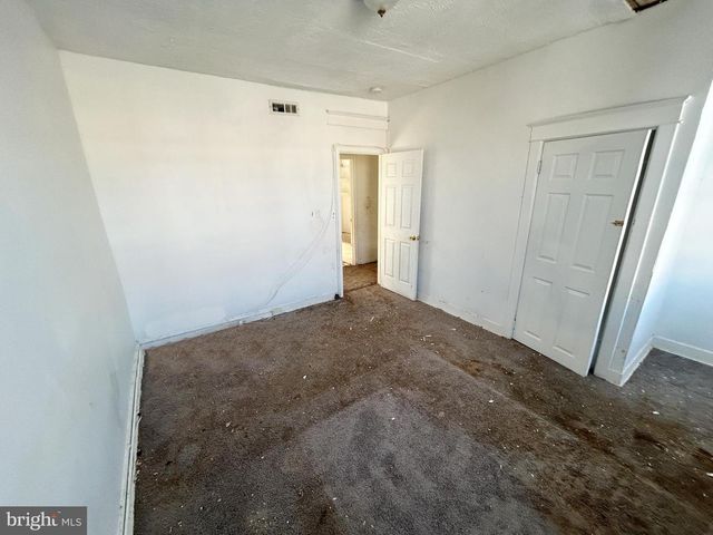 1221 N DECKER AVE, Baltimore, MD 21213