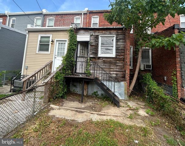 1221 N DECKER AVE, Baltimore, MD 21213