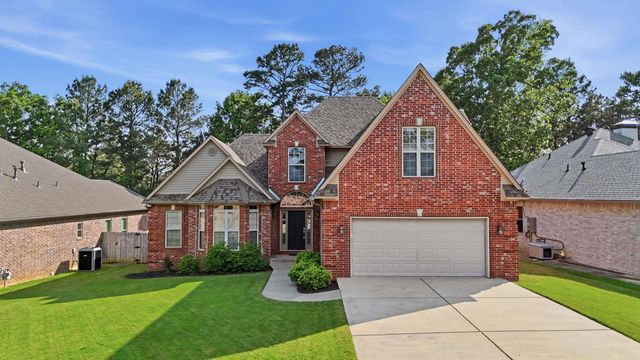121 Lily Drive, Maumelle, AR 72113