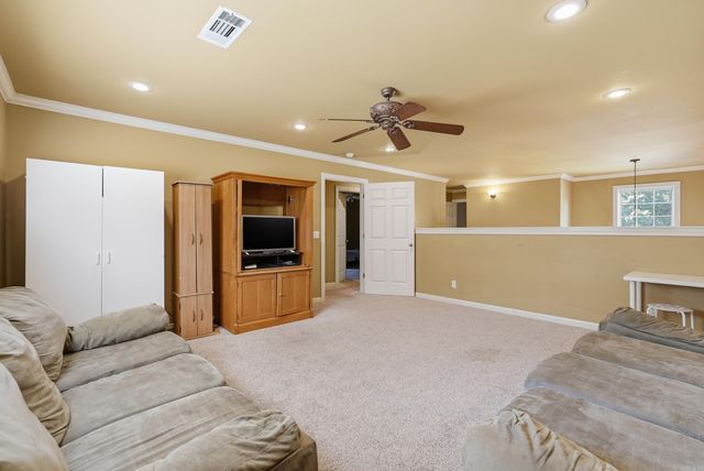 121 Lily Drive, Maumelle, AR 72113