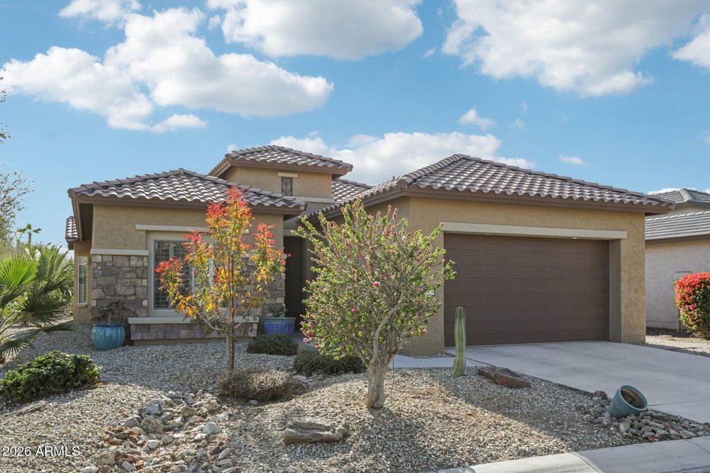 16929 W CAMBRIDGE Avenue, Goodyear, AZ 85395 — exterior