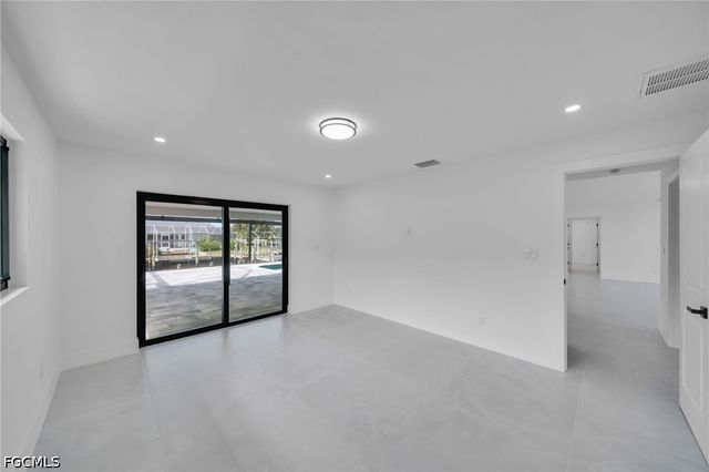 1938 Cornwallis PKWY, Cape Coral, FL 33904