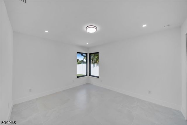 1938 Cornwallis PKWY, Cape Coral, FL 33904