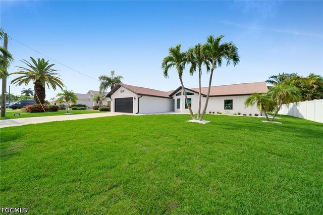 1938 Cornwallis PKWY, Cape Coral, FL 33904