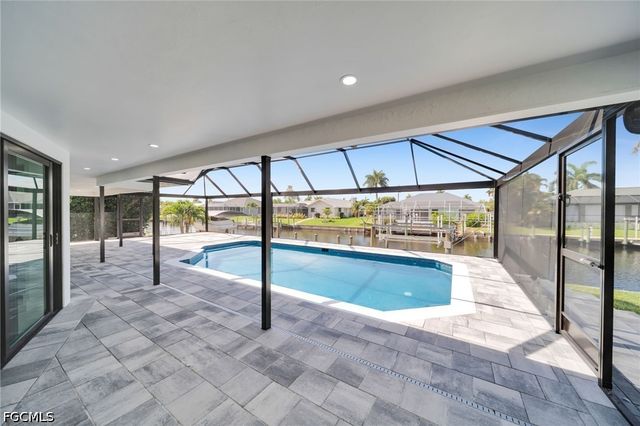1938 Cornwallis PKWY, Cape Coral, FL 33904