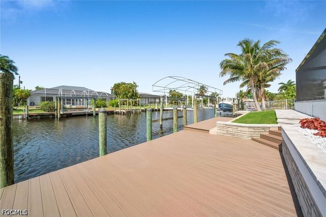 1938 Cornwallis PKWY, Cape Coral, FL 33904