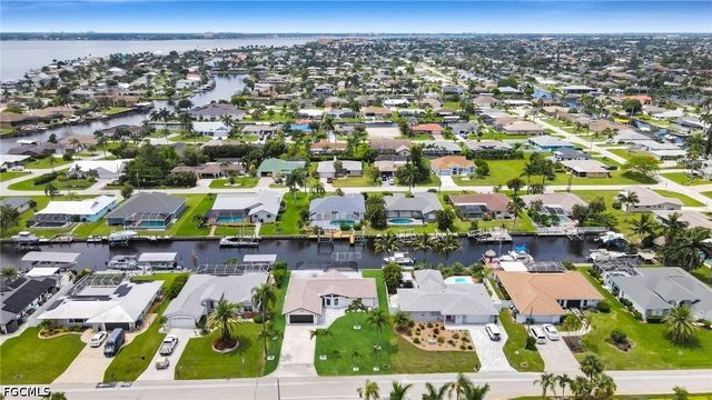 1938 Cornwallis PKWY, Cape Coral, FL 33904