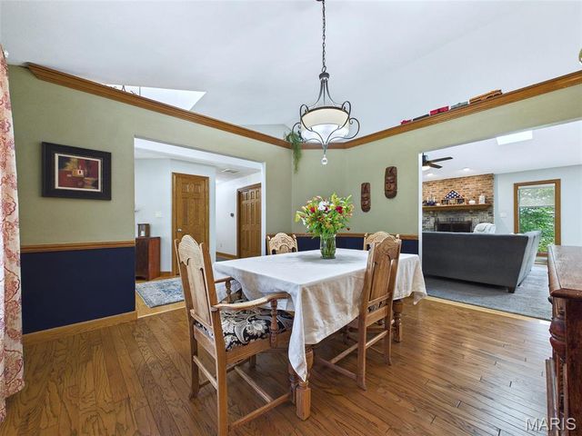 1602 Greenbrier Drive, O'fallon, IL 62269