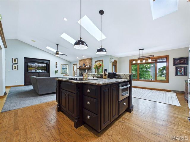 1602 Greenbrier Drive, O'fallon, IL 62269