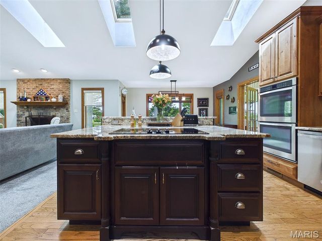 1602 Greenbrier Drive, O'fallon, IL 62269