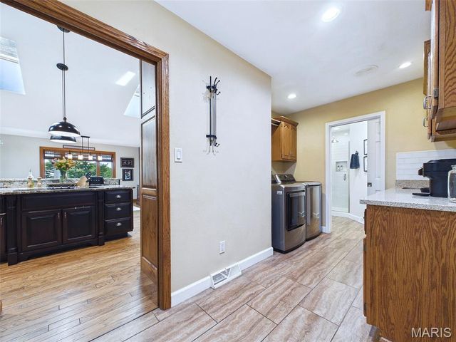 1602 Greenbrier Drive, O'fallon, IL 62269