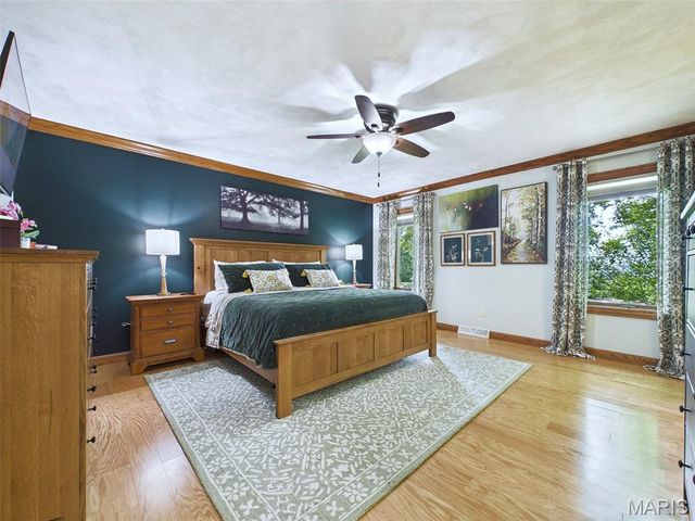 1602 Greenbrier Drive, O'fallon, IL 62269
