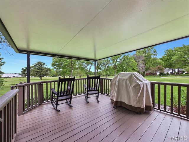 1602 Greenbrier Drive, O'fallon, IL 62269