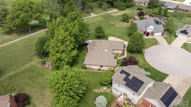 1602 Greenbrier Drive, O'fallon, IL 62269