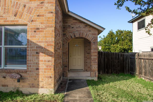 338 Tres Caminos, San Antonio, TX 78245