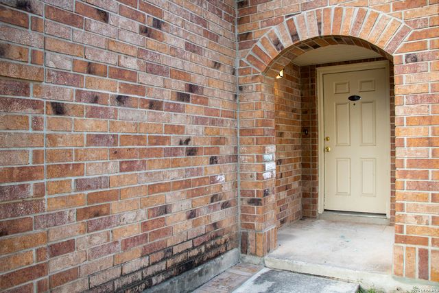 338 Tres Caminos, San Antonio, TX 78245