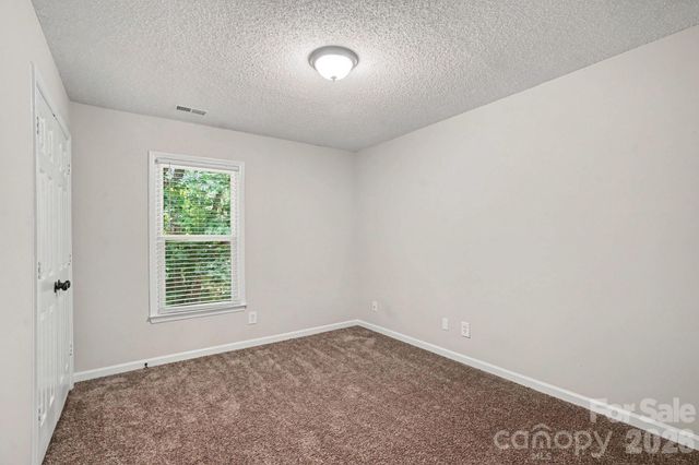 9604 Newby Lane, Matthews, NC 28105